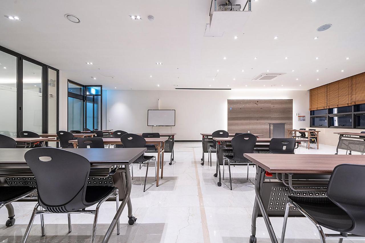 Wonju City Hotel Hyeoksin エクステリア 写真
