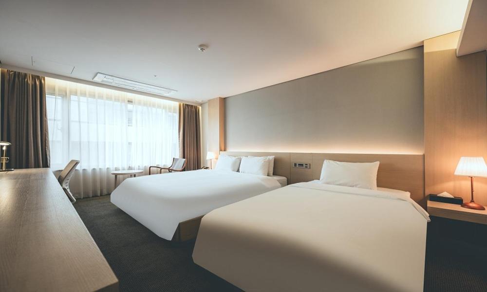 Wonju City Hotel Hyeoksin エクステリア 写真