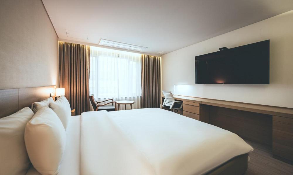 Wonju City Hotel Hyeoksin エクステリア 写真